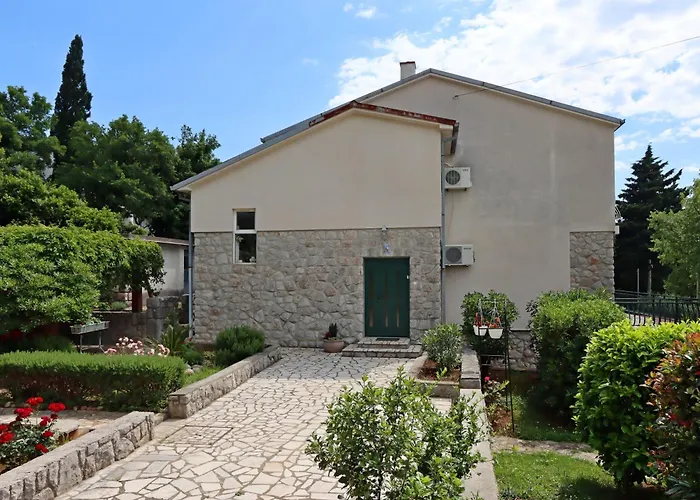 Apartments By The Sea Klenovica, Novi Vinodolski - 5516